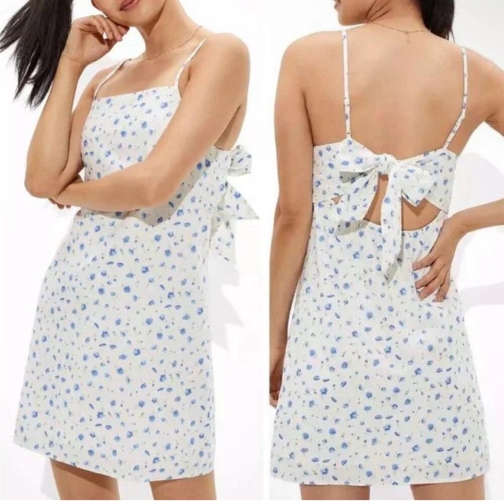 American Eagle white with Blue flowers tie back dress. Size XS